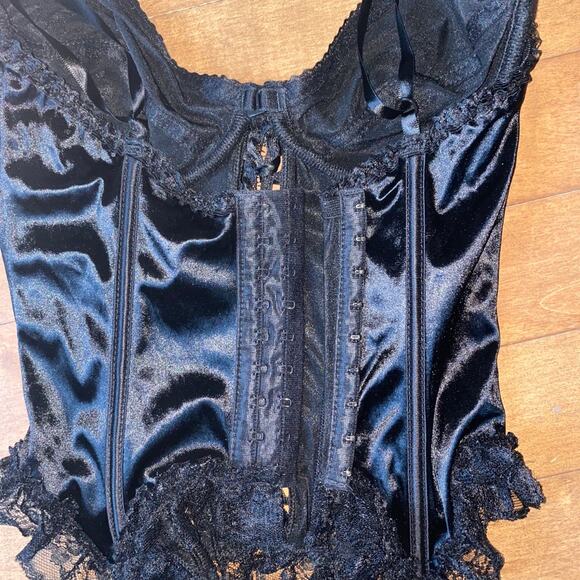 Vintage Seductive Wear by Cinema Etoile Black Satin Lace Corset Bustier L - Picture 11 of 12